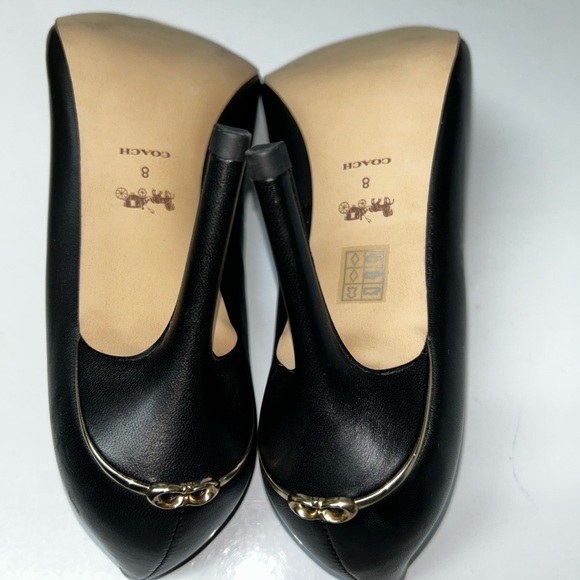 COACH Wiley Pumps - Picture 9 of 10